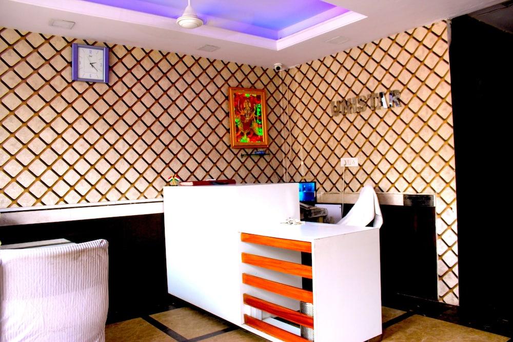 Hotel Unistar New Delhi Exterior foto