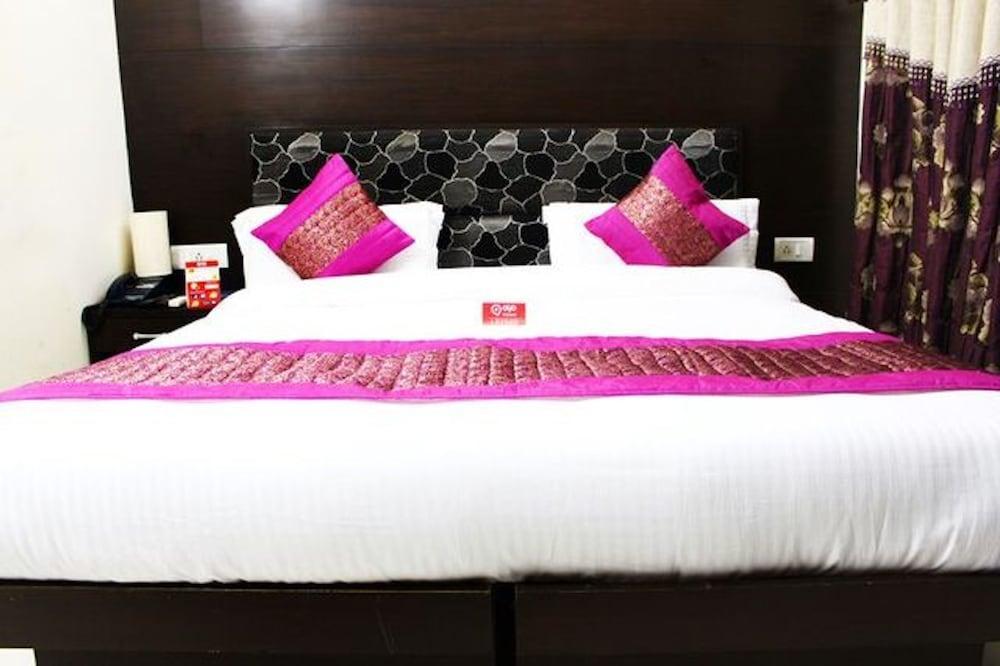 Hotel Unistar New Delhi Exterior foto