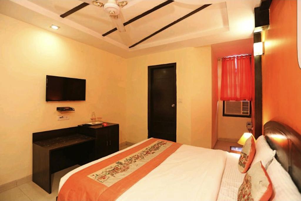 Hotel Unistar New Delhi Exterior foto