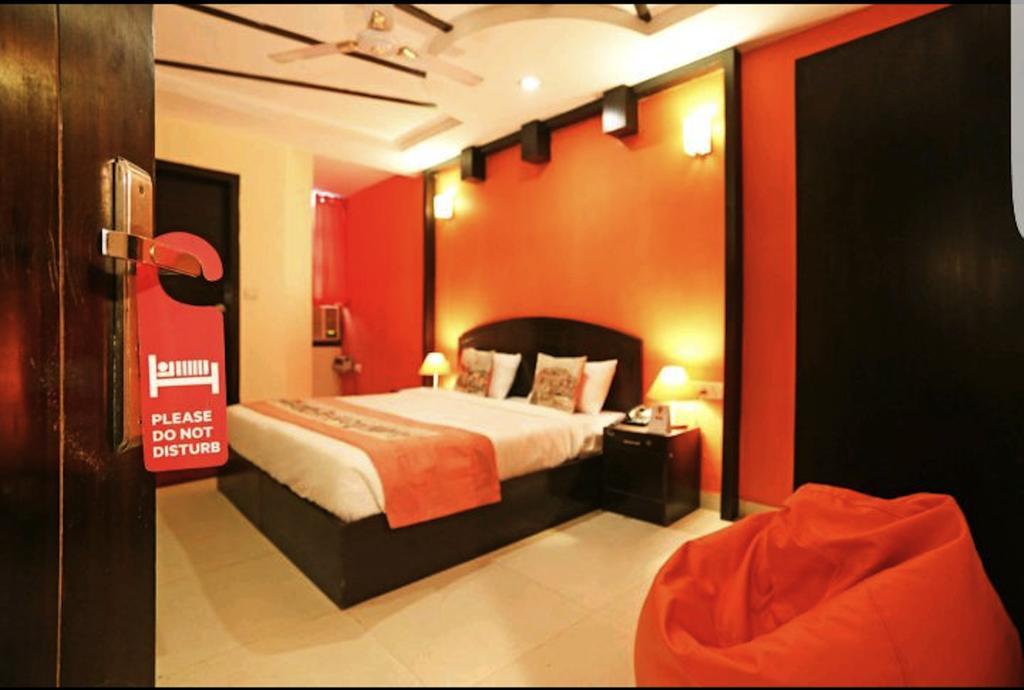 Hotel Unistar New Delhi Exterior foto