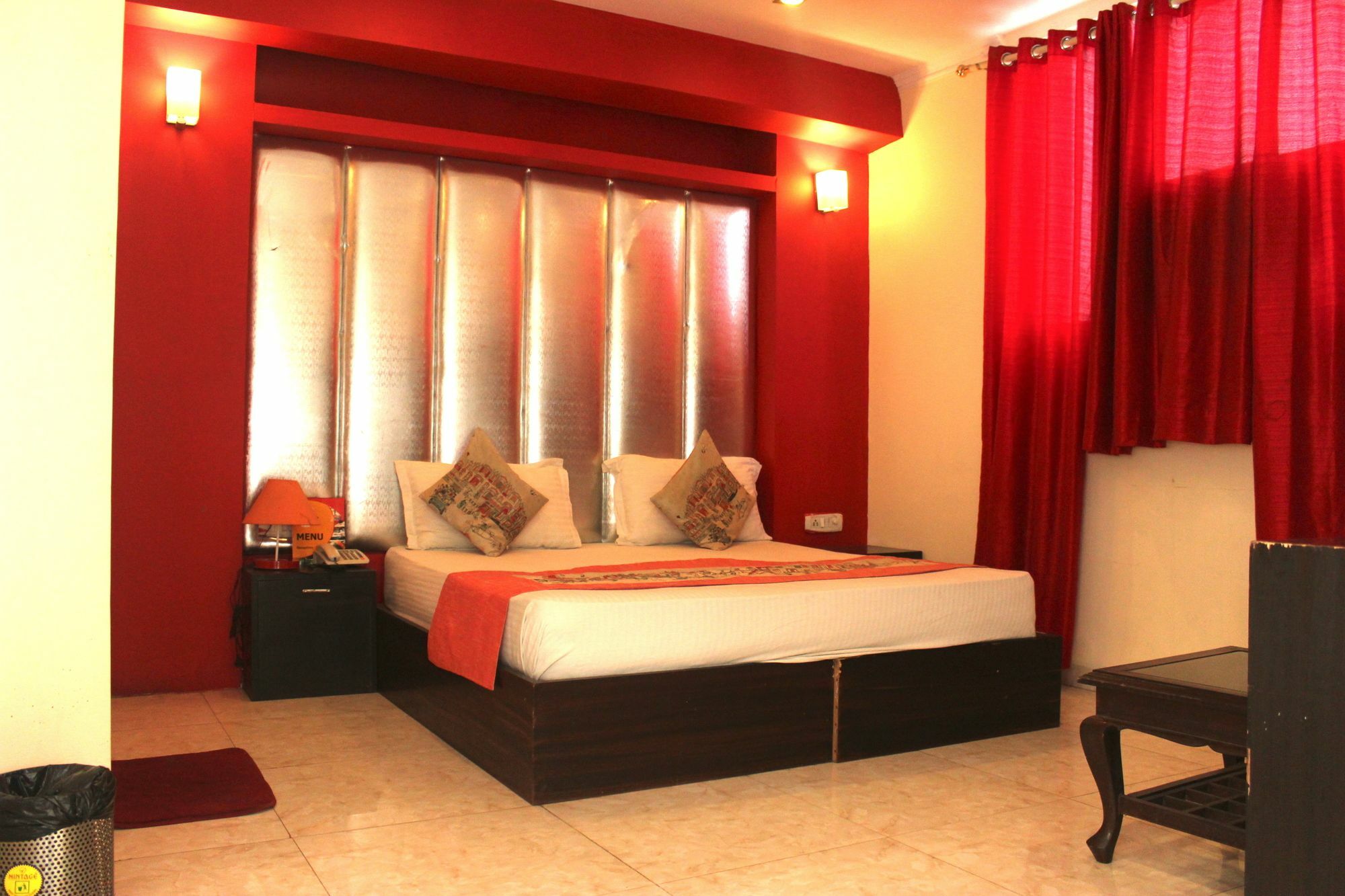 Hotel Unistar New Delhi Exterior foto