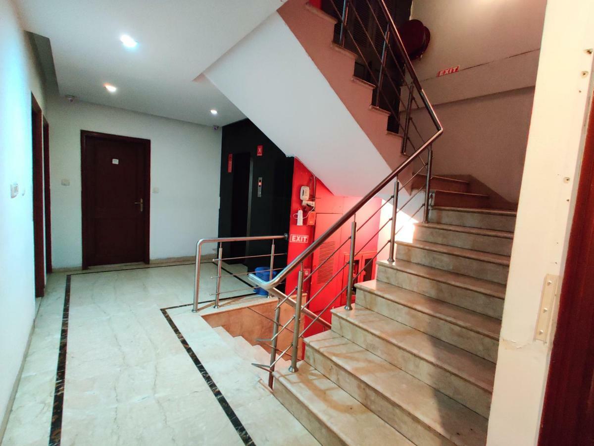 Hotel Unistar New Delhi Exterior foto